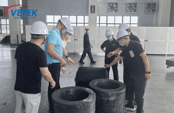 Selamat Datang Pelanggan untuk Mengunjungi Pabrik Produk Serat Karbon Veteksemicon